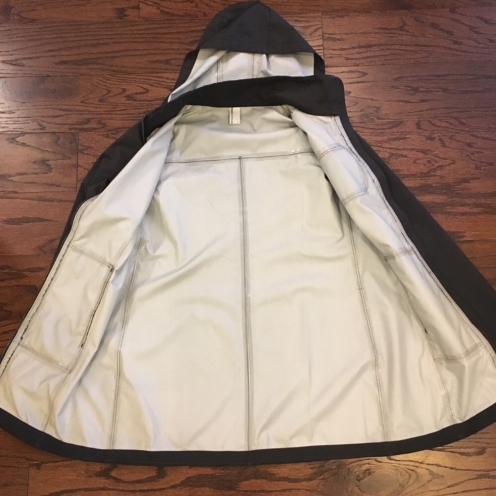 Mondetta Rain Jacket - image 4